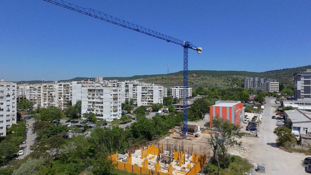 Тристаен Апартамент С Нескриваема Панорама В Новострояща Се Сграда