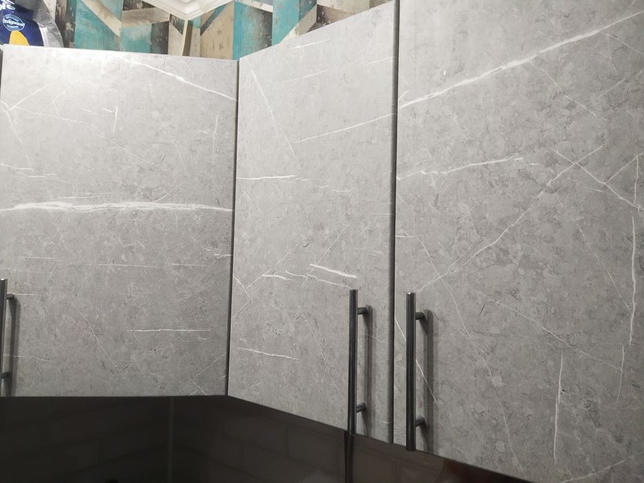 Продам кухню ей 2 года в хорошем состоянии в связи с переездом