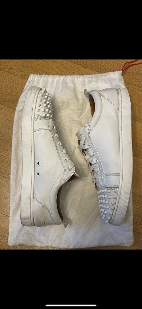 Обувки Louboutin Valentino Armani Paciotti McQueen Nike Timberland Y-3