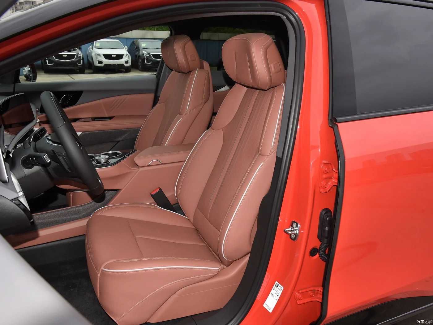 Cadillac Optiq и Lyriq электро только по заказу в краткие сроки