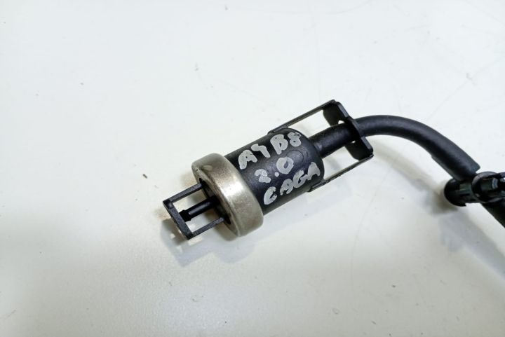 Rampa  retur injectoare 2.0 tdi 03L130235K Audi A4 B8/8K