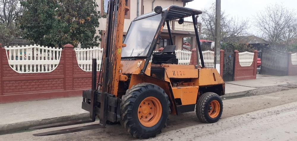 Stivuitor teren Still