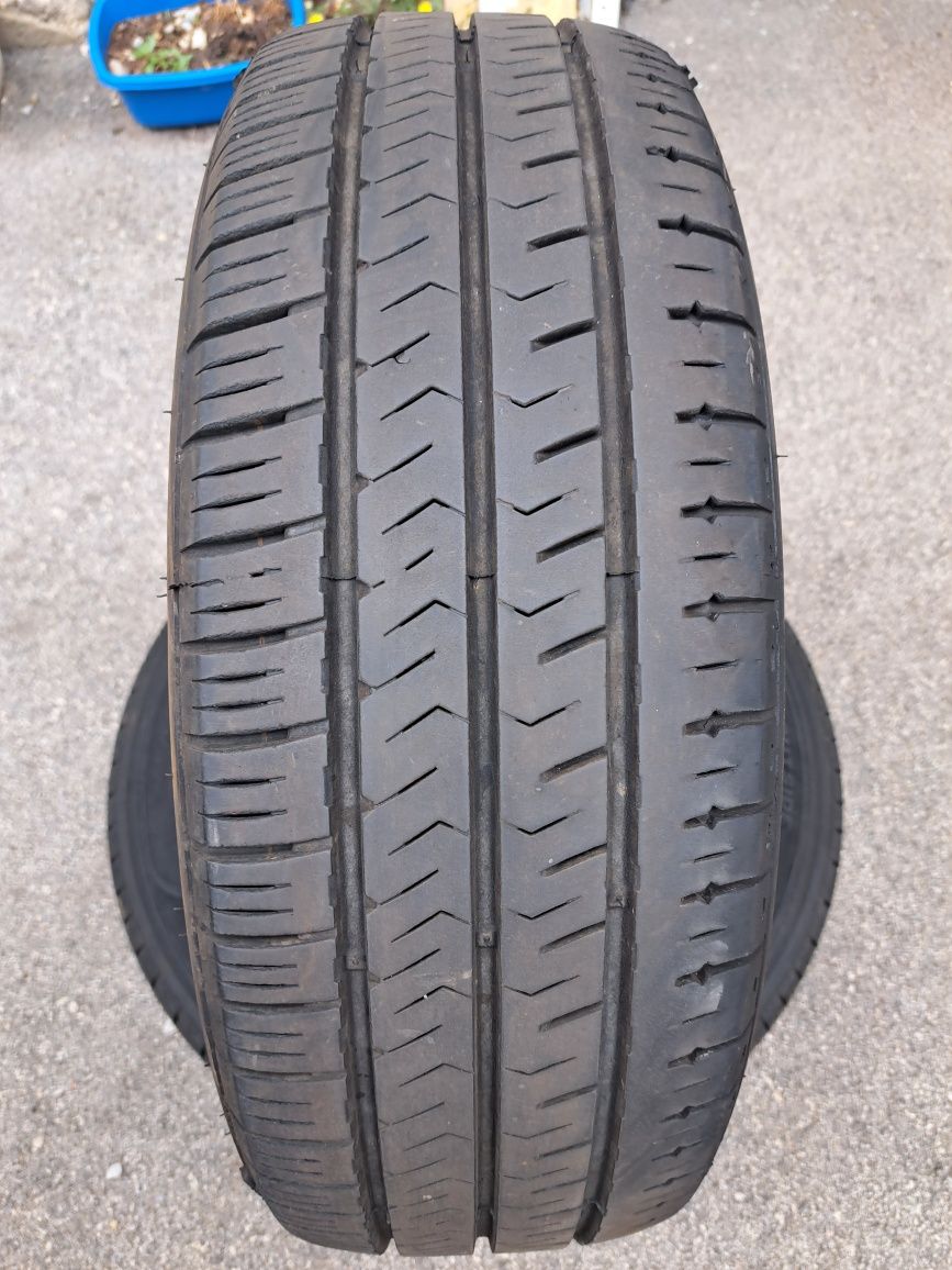 2бр. 205/65/16C летни гуми бус ремарке Hankook