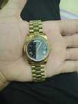 Srochna sotiladi Rolex soat
