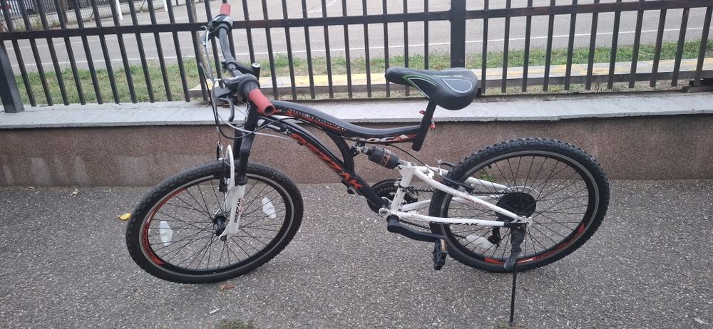 Bicicleta Razzak ful suspensie , R24"