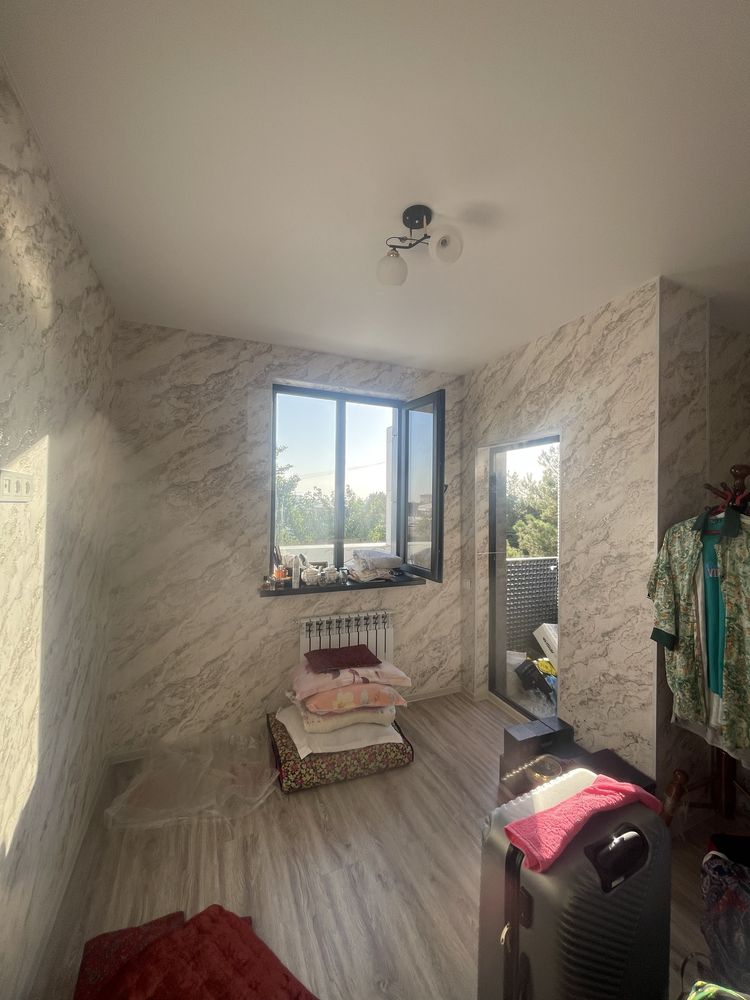 Olmazor chimboy 115  Cherez bank beriladi.