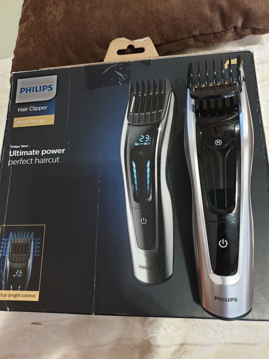 Masina de tuns Philips fără fir lame din titan