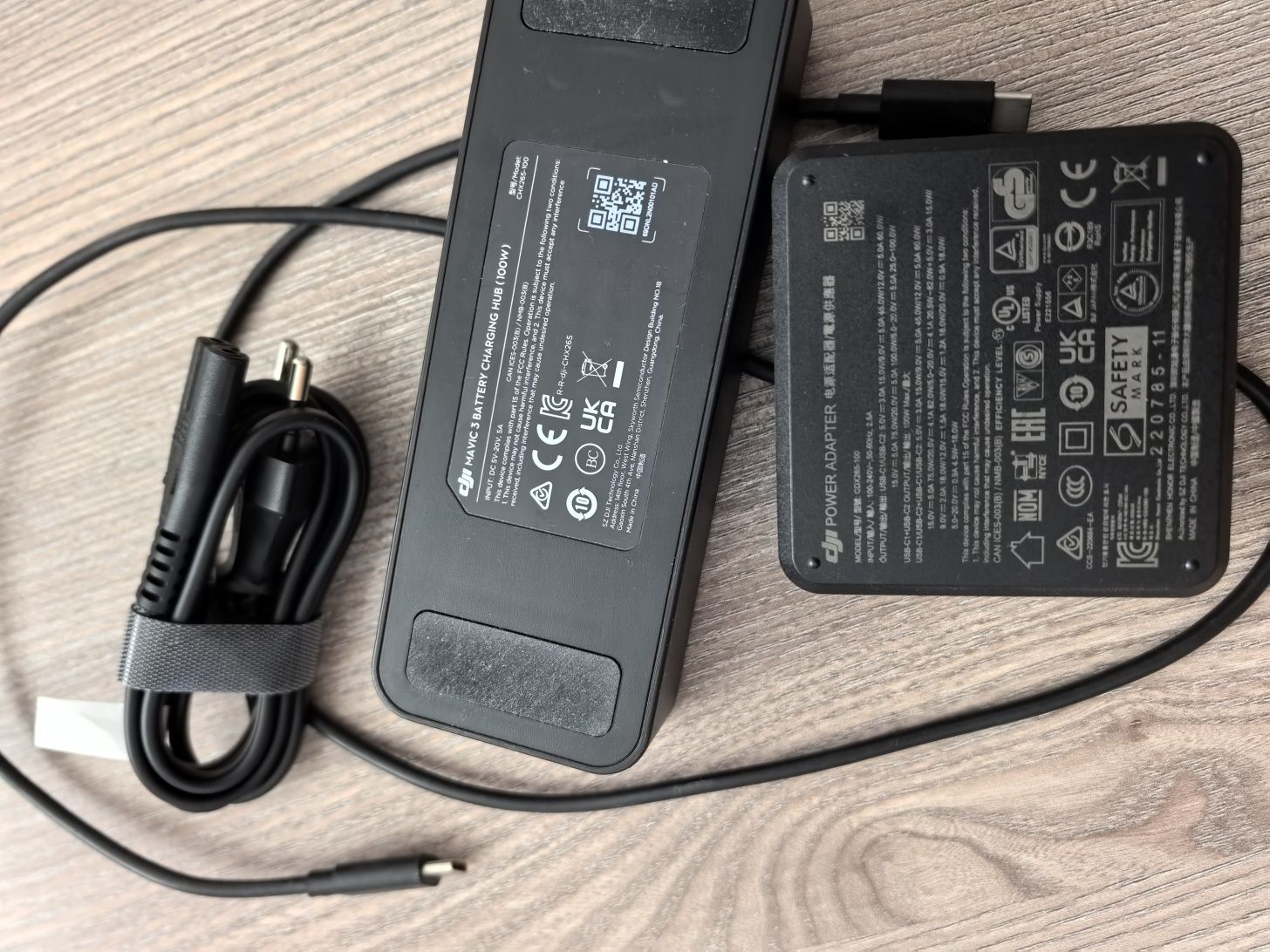 Dji Mavic 3 / 3 Pro hub и зарядно за батерии