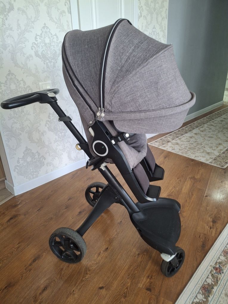 Stokke V6 коляска и люлька
