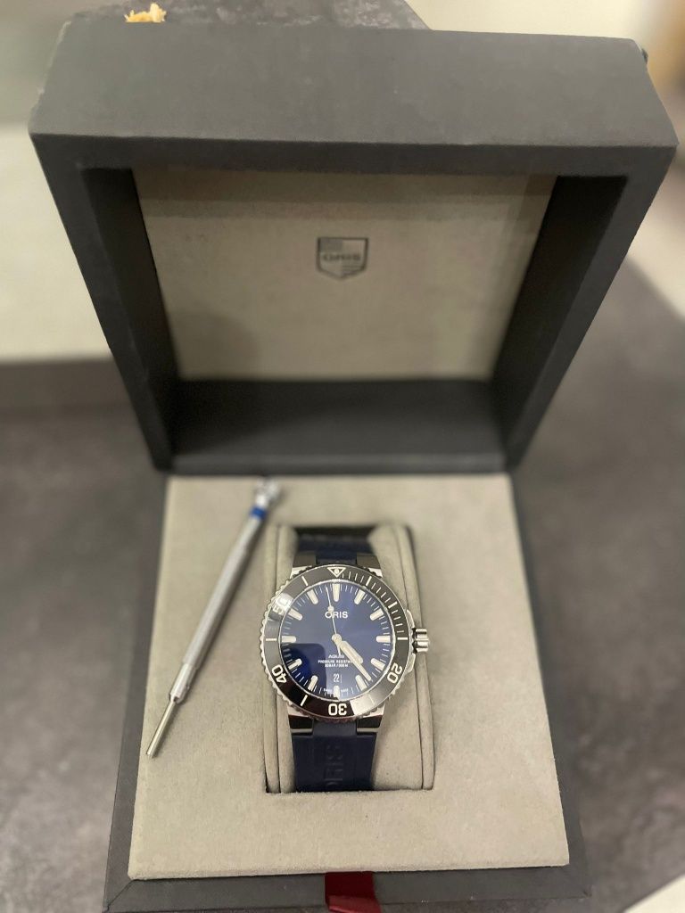 Oris aquis 300m blue