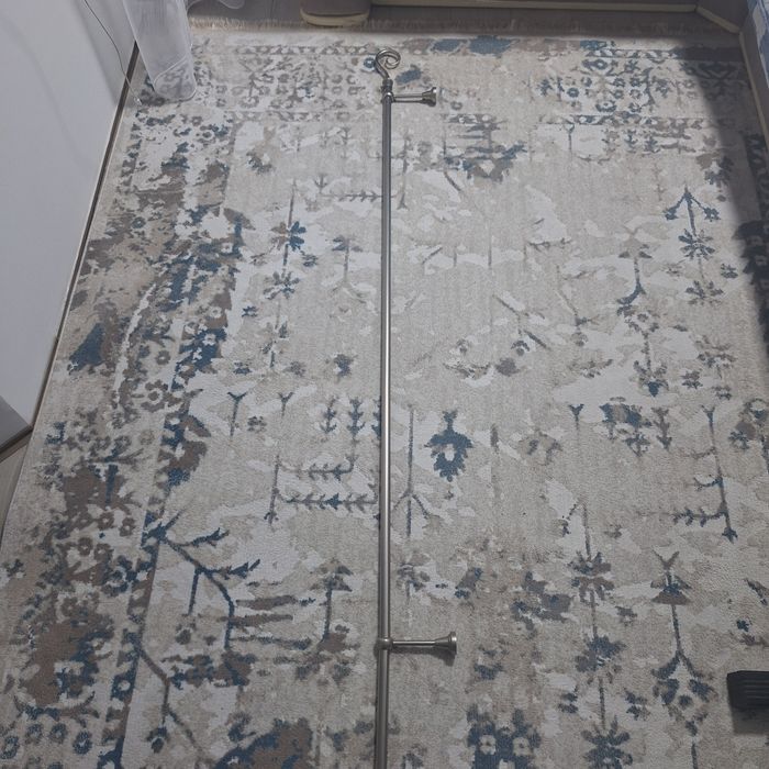 Карнизы длина 3метра состояние отличное