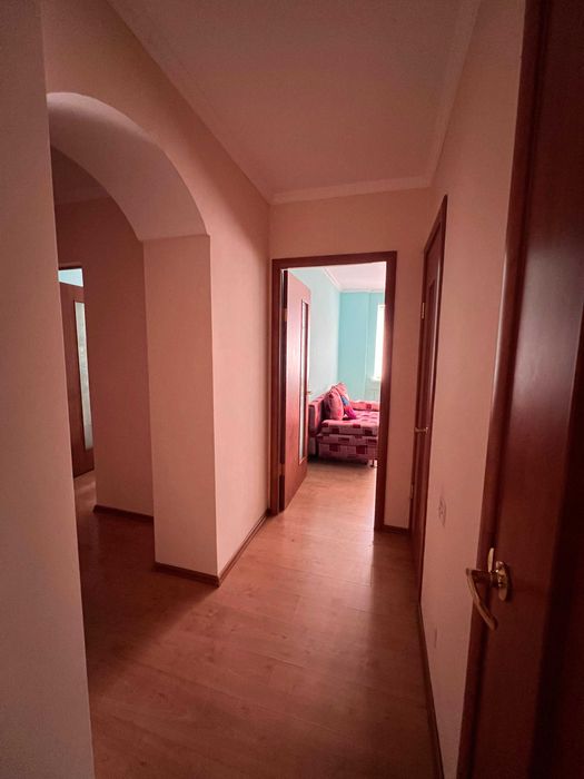 12 мкр 2 комн.кв. 60 кв.м. 2006 г.п.