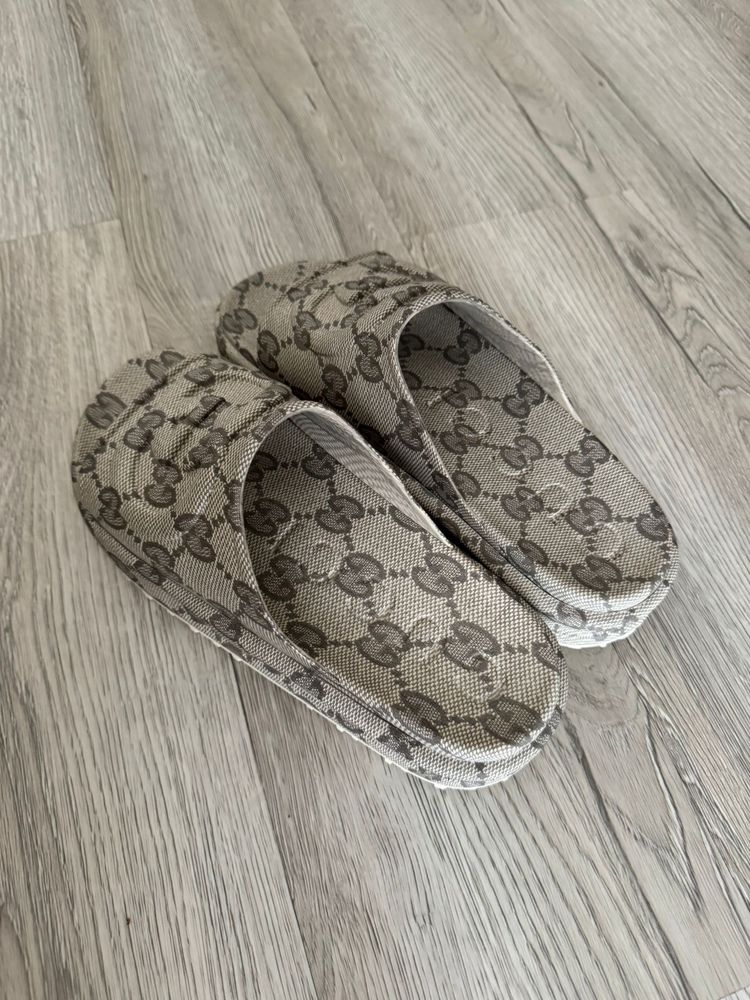 Papuci Gucci marimea 44