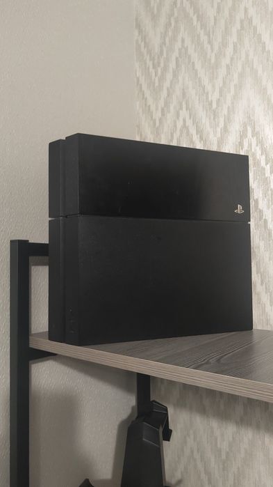 Sony playstation 4 fat