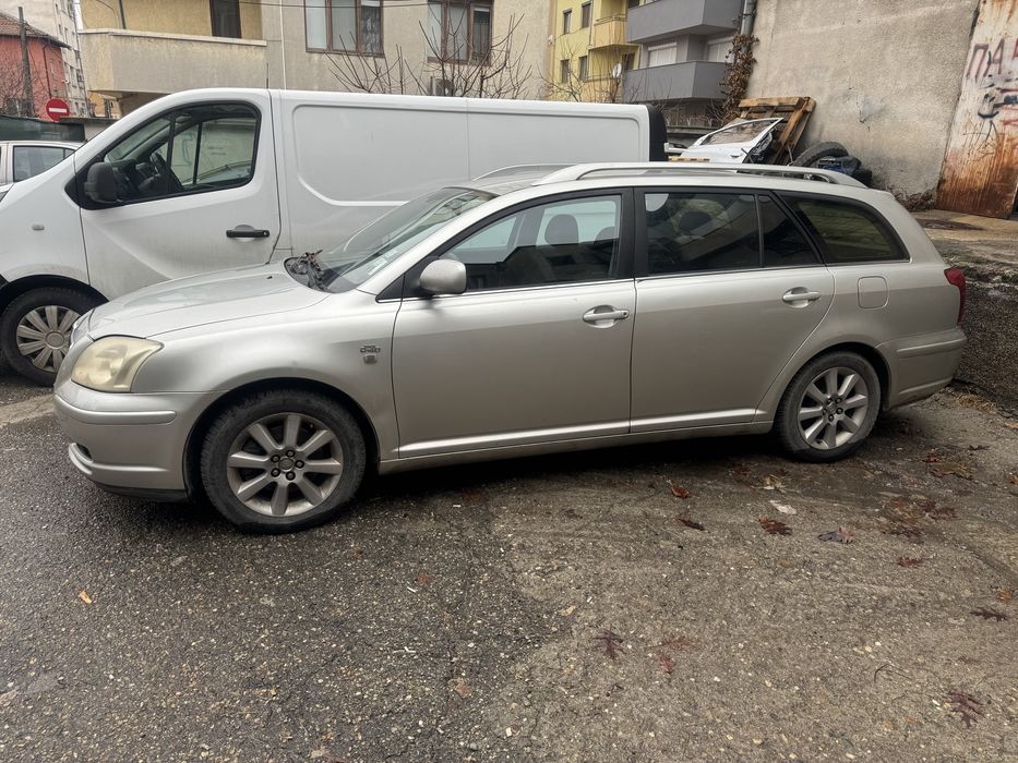 Тойота Авенсис T25 на части