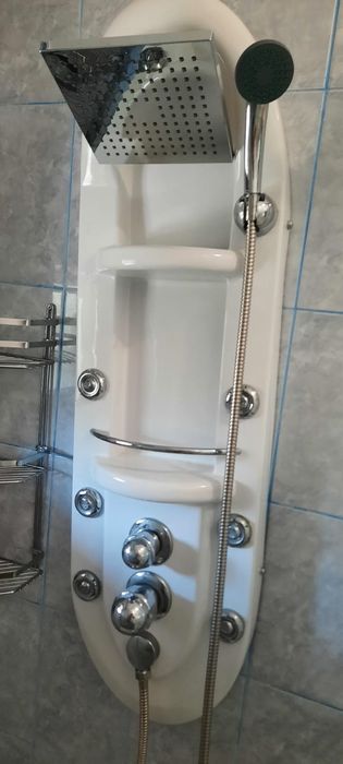 Vand cadita dus completa și panou dus