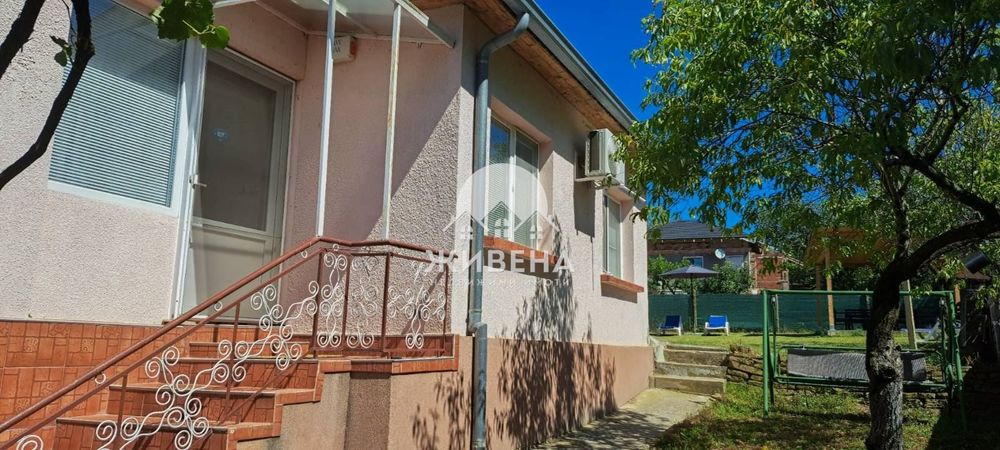 Къща в Варна, област-с.Дюлино площ 120 цена 129000