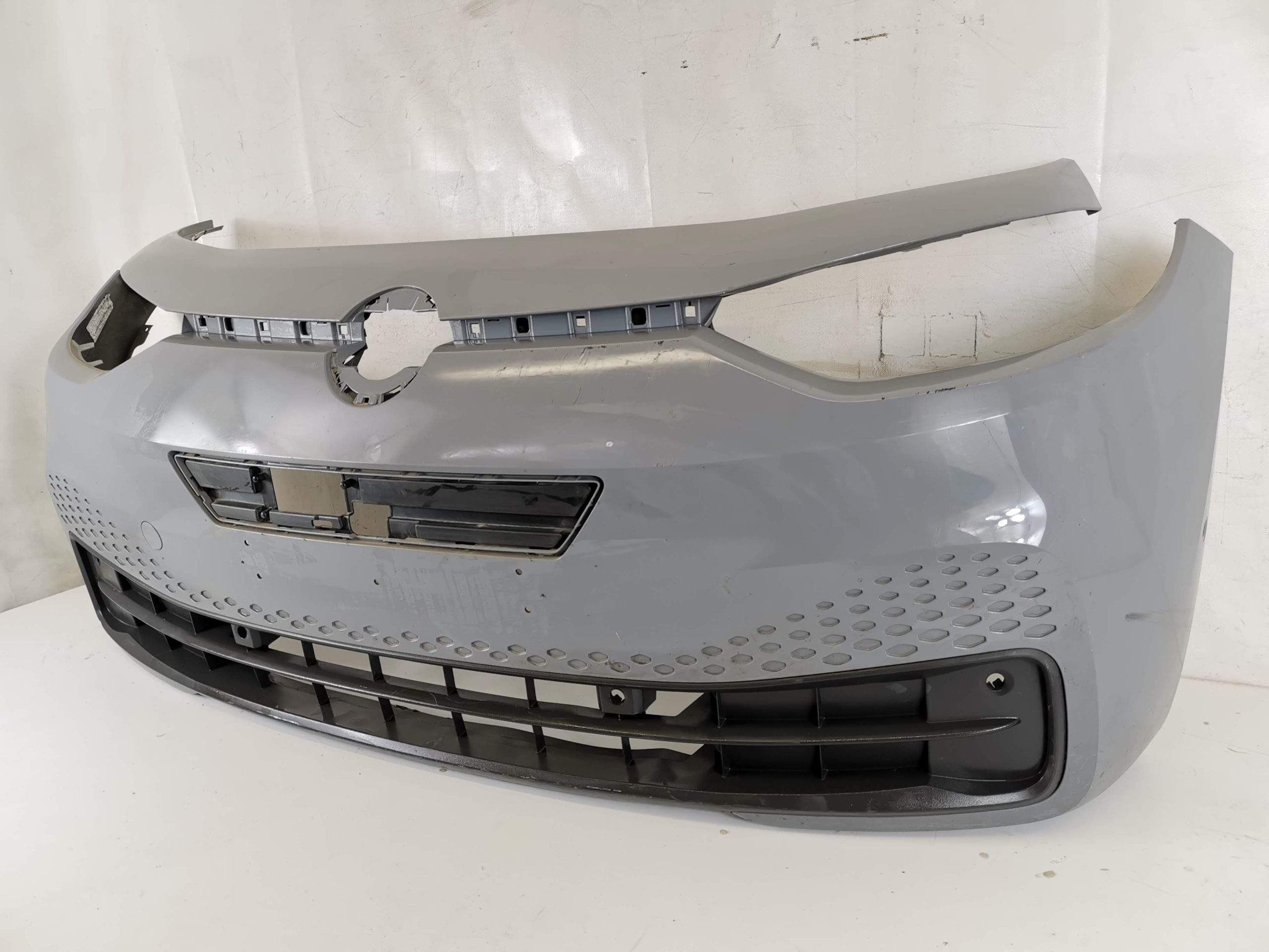 Предна броня с долна решетка Фолксваген ВВ ID.3 / Volkswagen VW ID.3 1