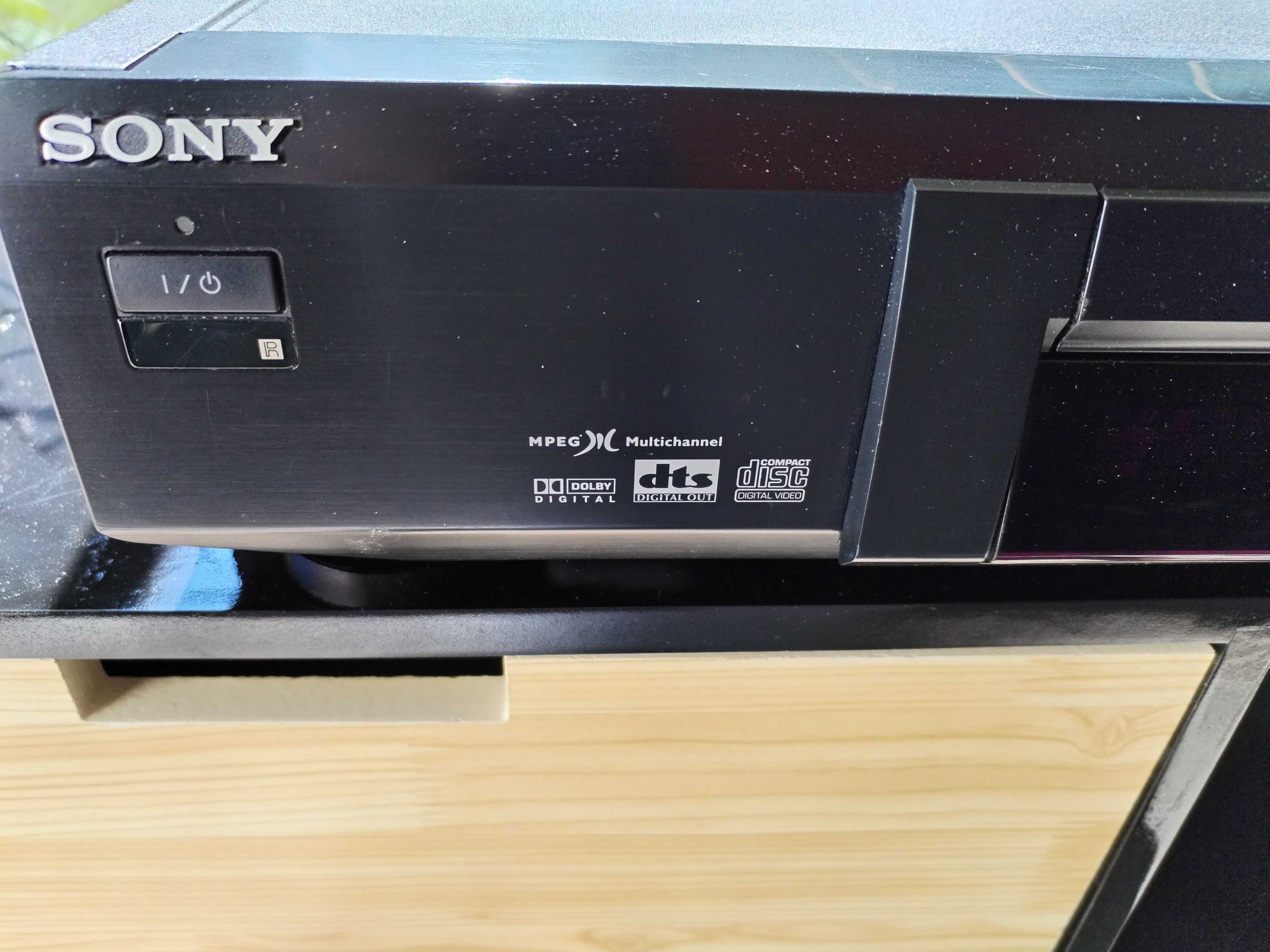 Vând CD Player Sony 24-Bit (audiofil)