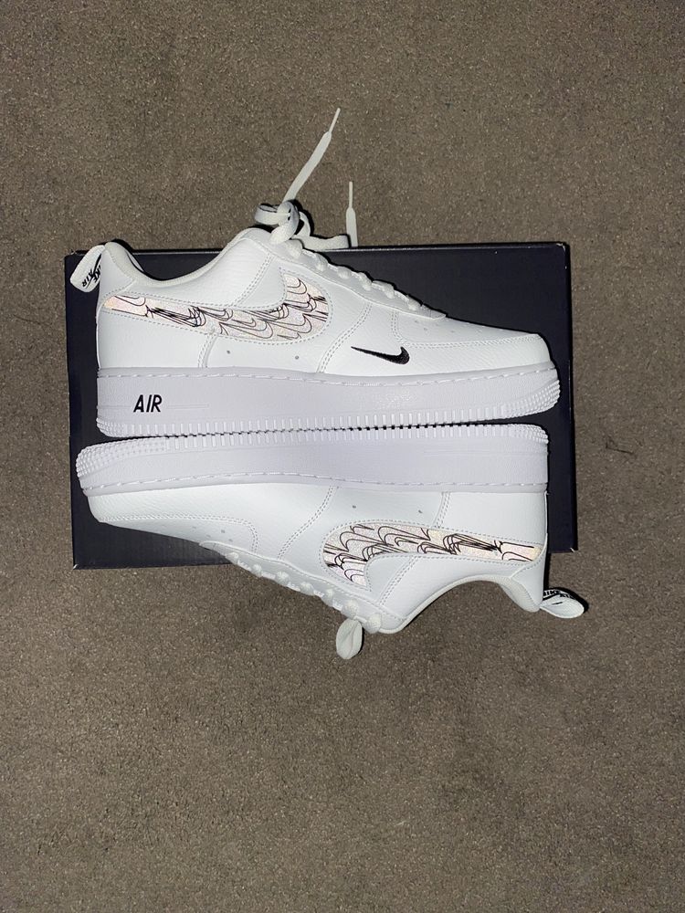 Nike air force 1 white reflective