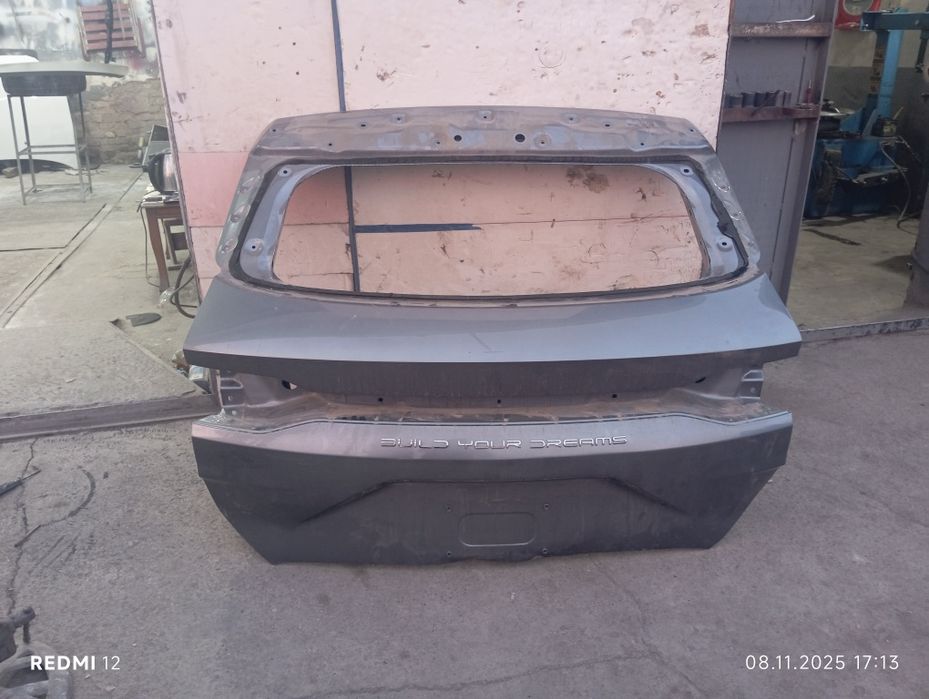 Byd zapchast sotiladi