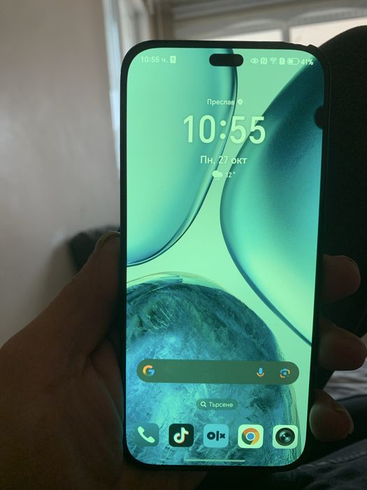 Продавам Honor x8c