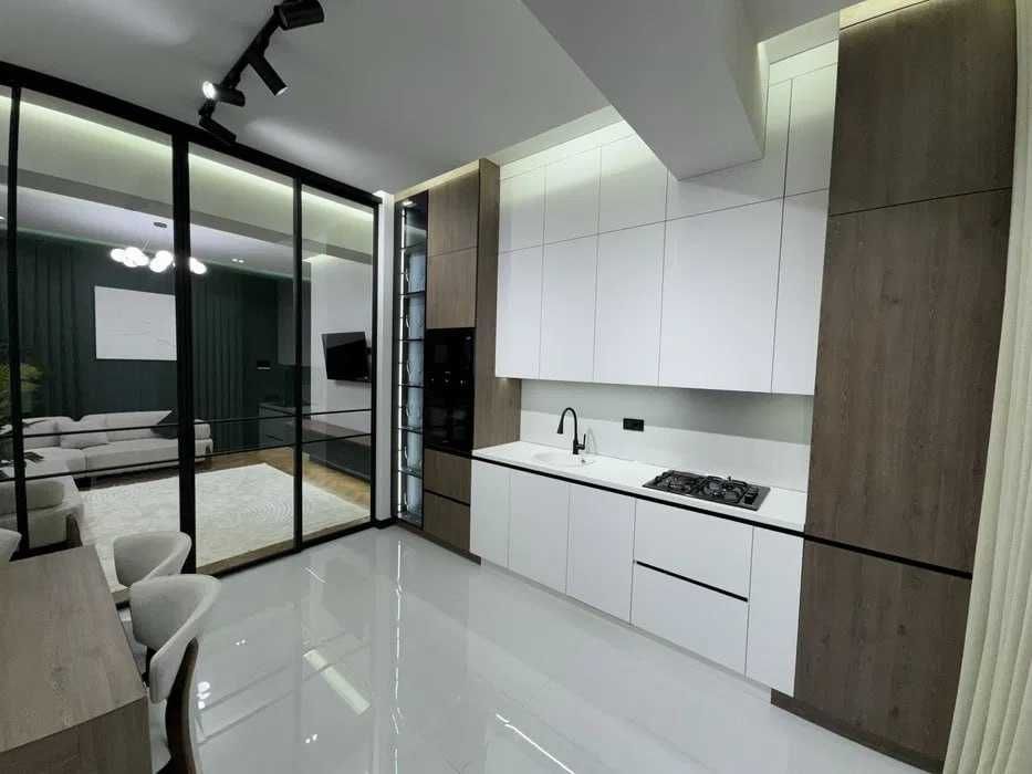 Мирзо-Улугбек Подключ Площадь: 54 м²  Дархан, Хамид Алимжан
;