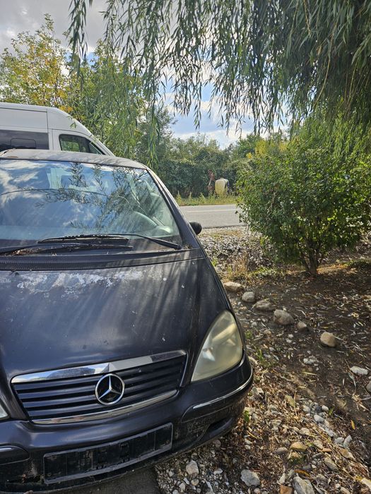 Vând Mercedes a class dezmembrări