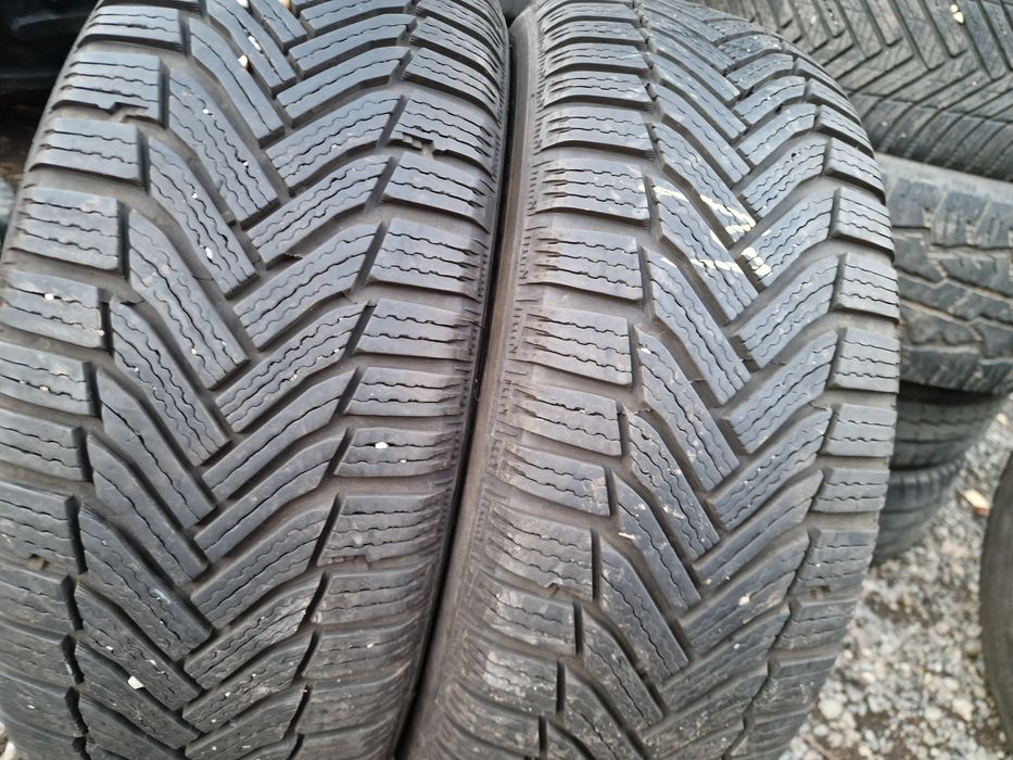 Anvelope 215/55R17 marca Michelin, DOT 2022,8 mm