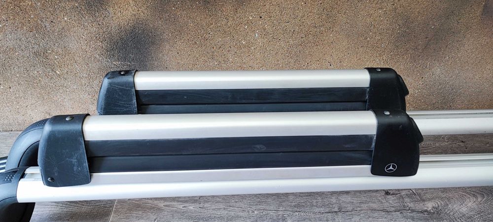 Оригинални стойки за ски  на Марцедес