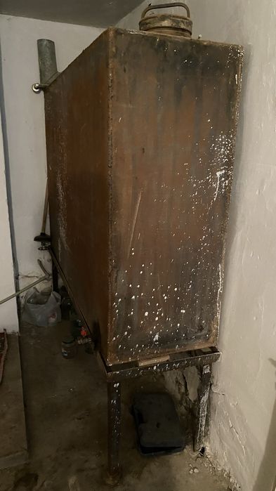 Металлическая емкость (толстосенный)