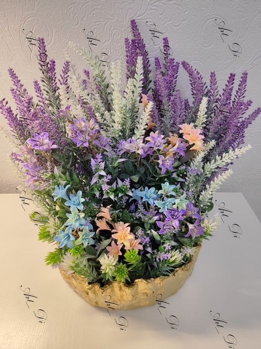 Сунъий гуллар ва туваклар