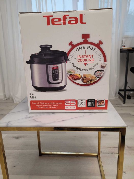 Oalã sub presiune Tefal One Pot, 5,8 litri, 25 programe - nouã
