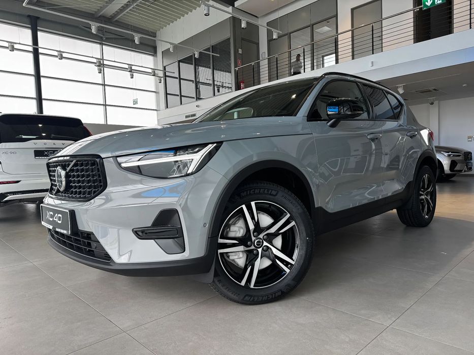 Volvo XC 40 Stoc / Garantie 4 ani / Posibilitate leasing
