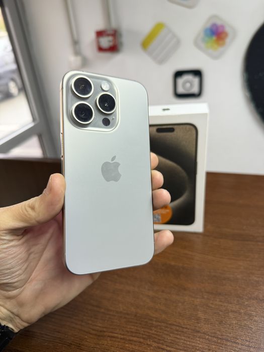 Vand Iphone 15 Pro 128Gb full box