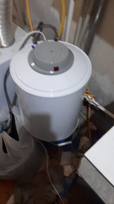 Продам бойлер бу