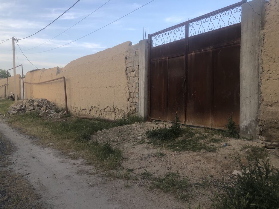 10 sotiq yer sotiladi