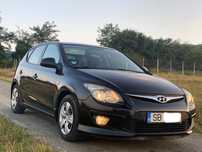 HYUNDAI I30 black
