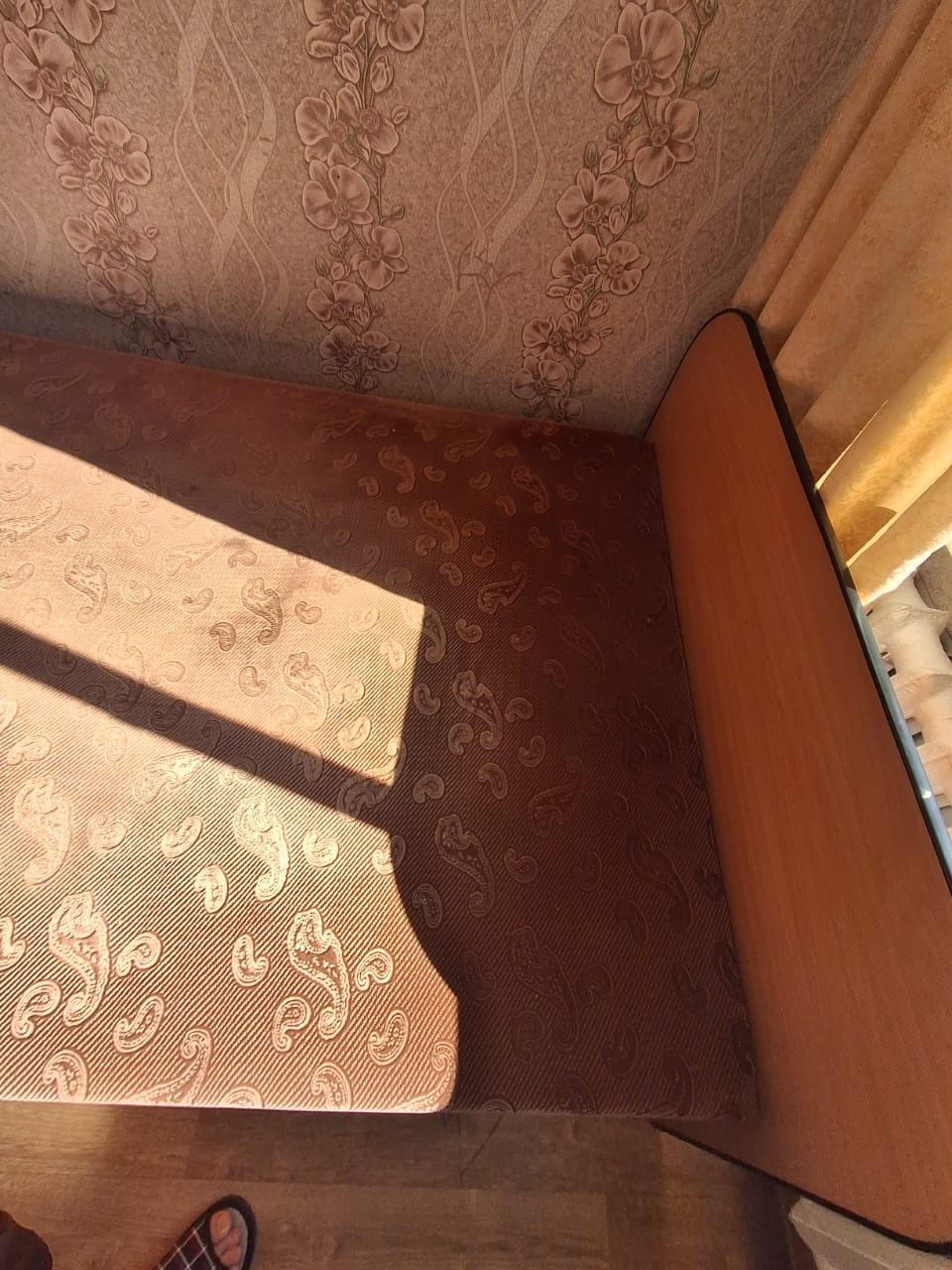 Продаётся кровать 10к