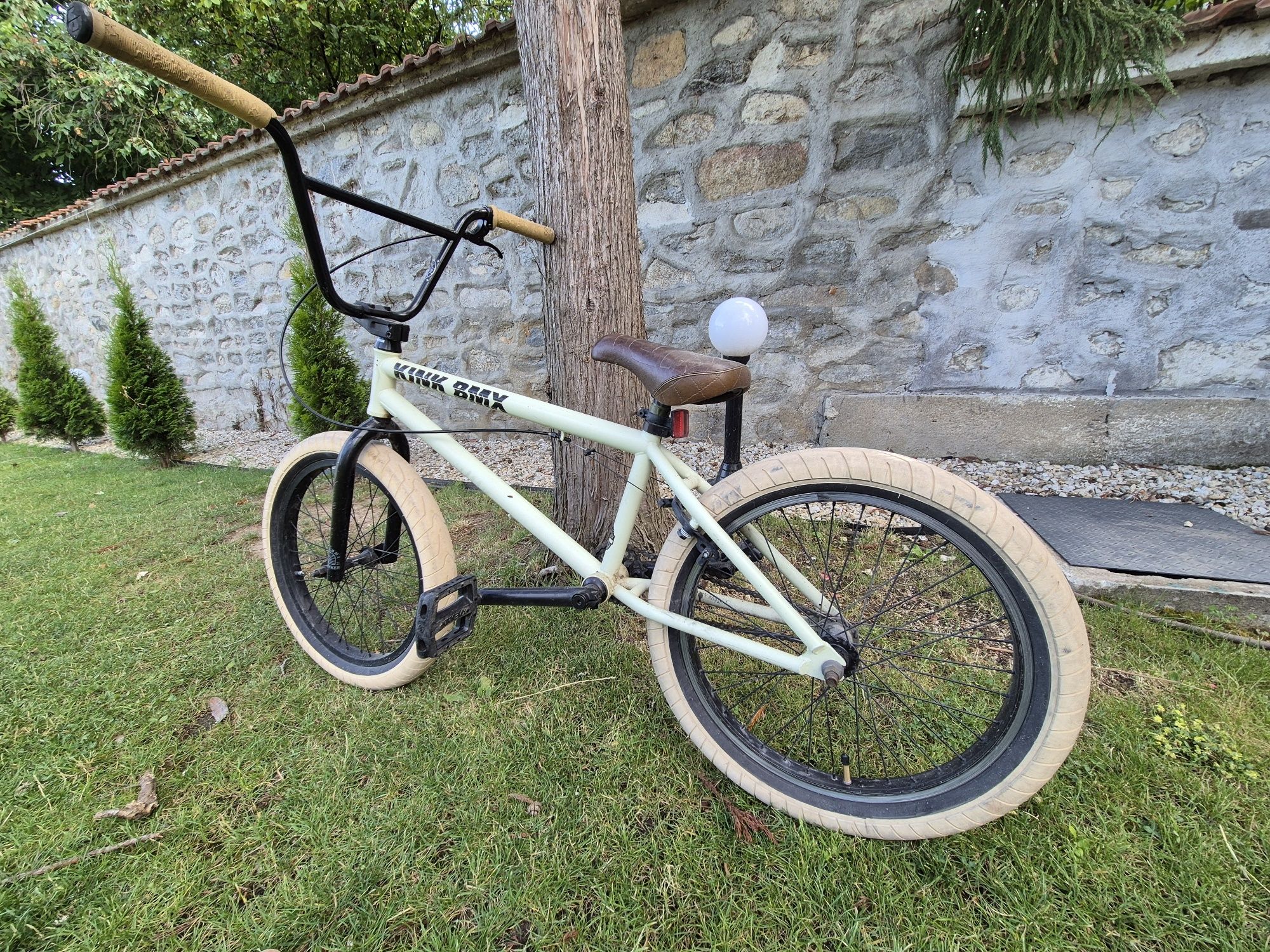 Колело KINK BMX custome edition
