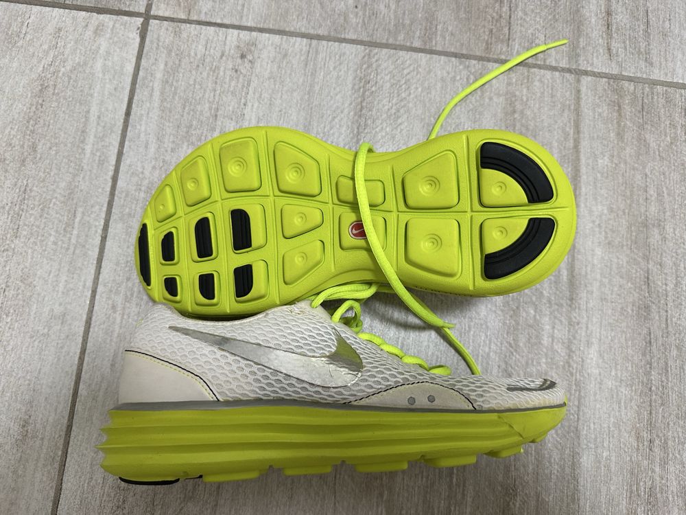 NIKE , кроссовки женские