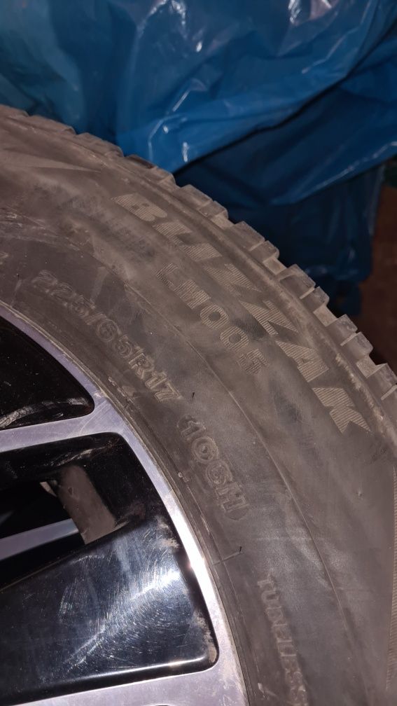 Зимни гуми 225/60R17 Bridgestone Blizzak LM 005 DOT 4421 6мм