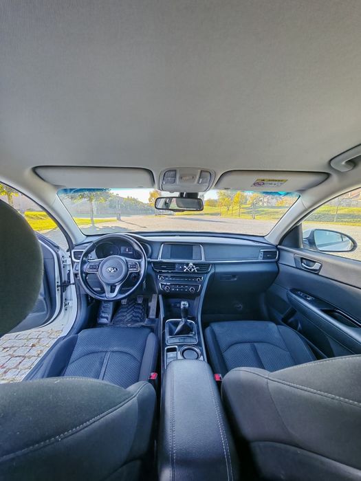 Kia Optima 4 -1.7 - 141cp