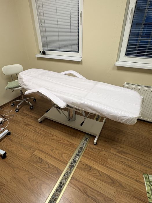 Хидравлична кушетка