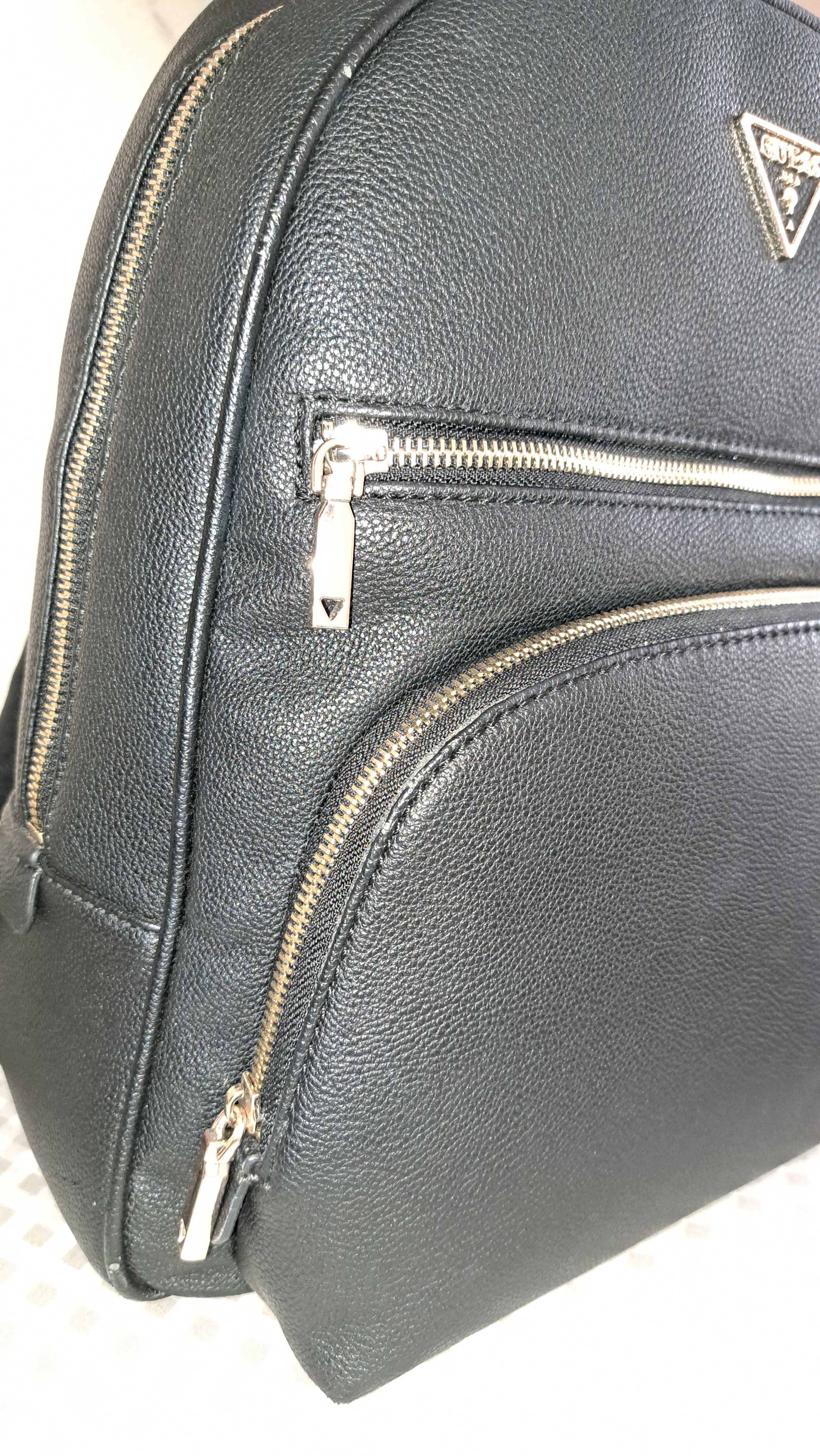 Дамска раница Guess