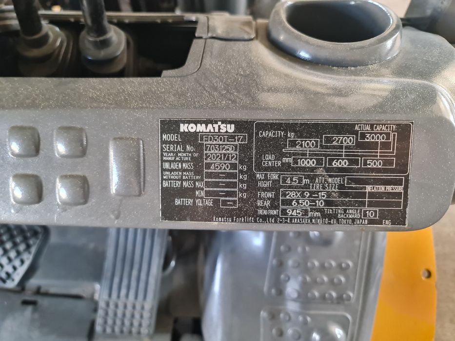 Мотокар Komatsu в отлично състояние