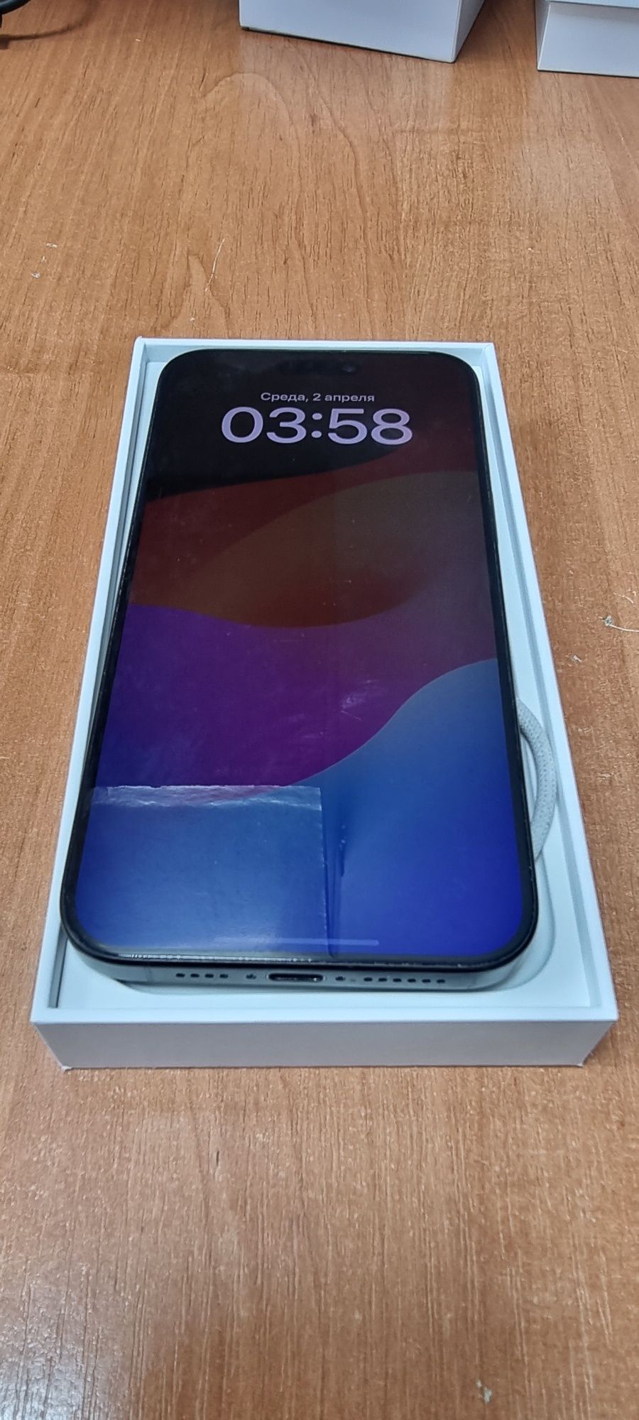 Продам iphone 12 pro max  в отличном состоянии .
