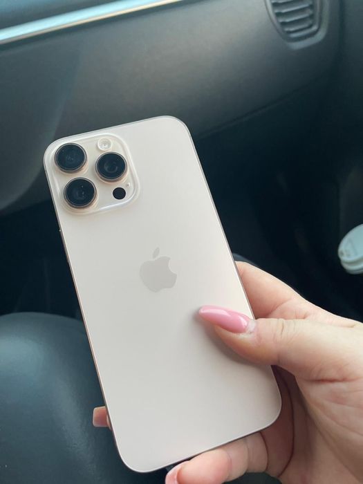 iPhone 16 Pro Max 256 ГБ