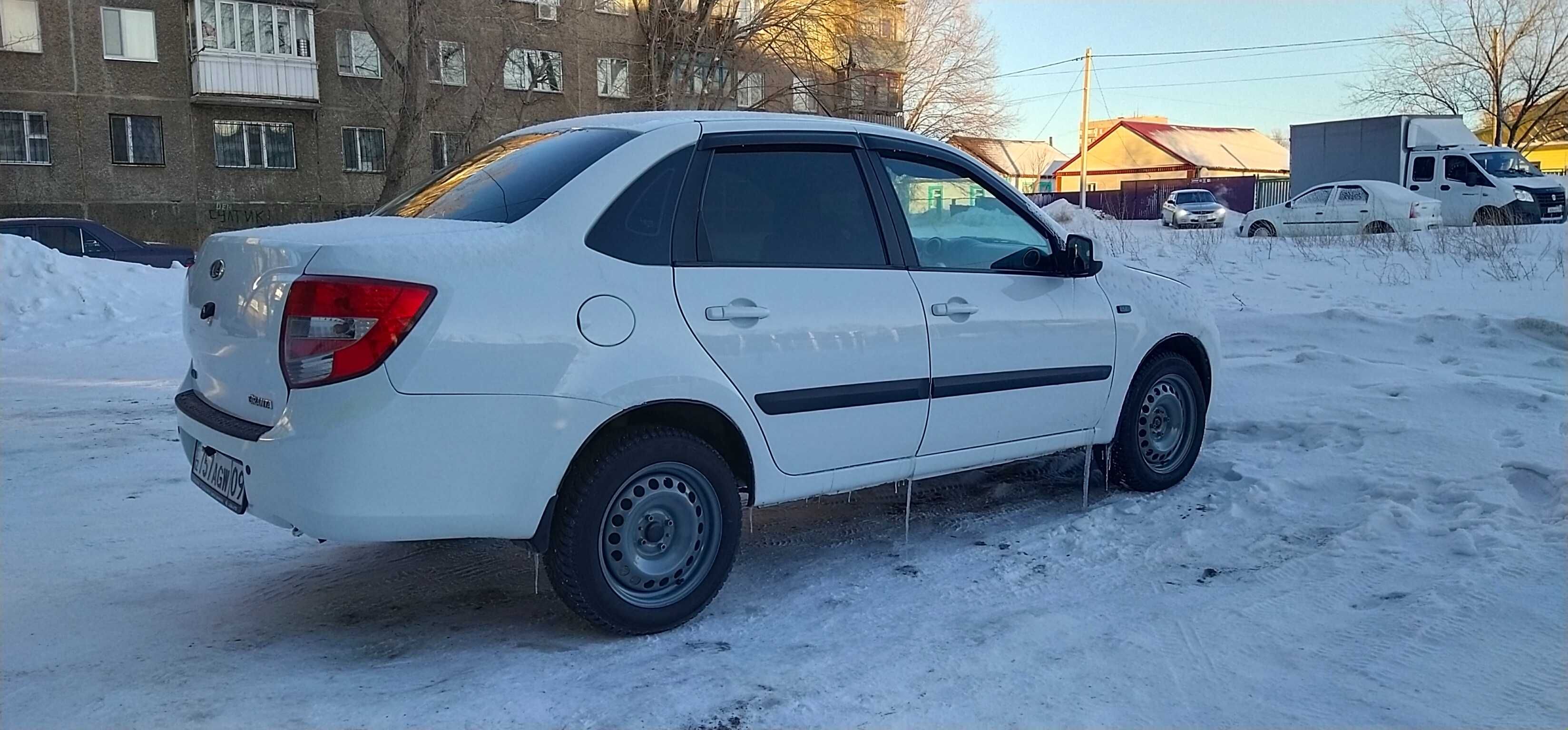 Лада Ваз Гранта 2014г.в. Акпп Чистый Автомат.Люкс. Полный Комплектация