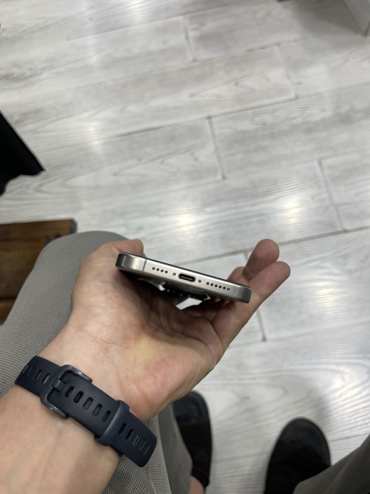 Iphone 15 pro  max ideal obmen 16 pro maxga